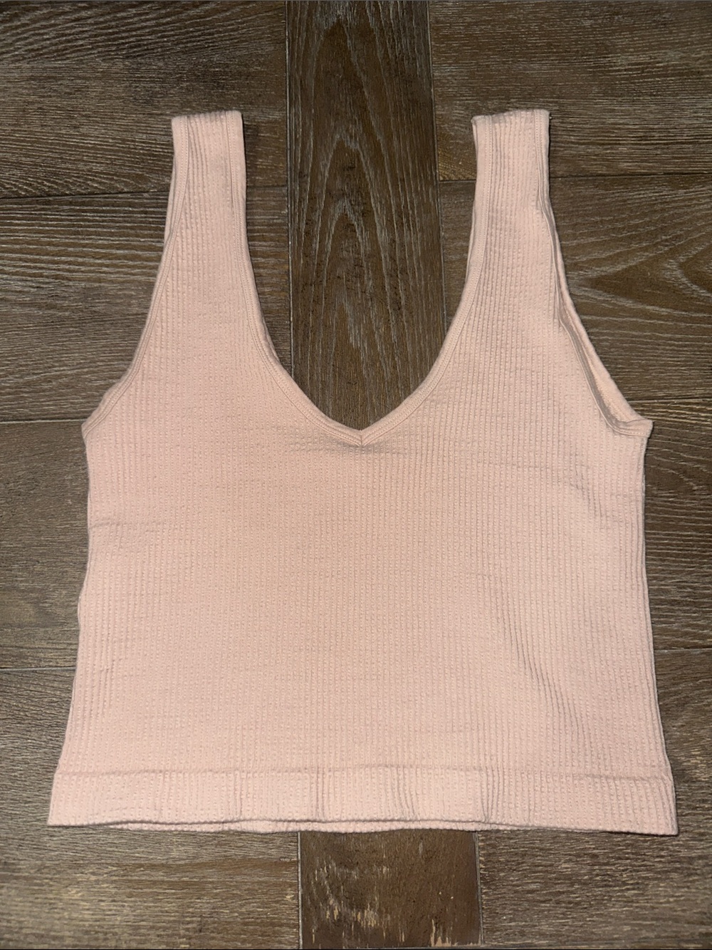 Women's Large Ribbed V-Neck Crop Tank Top - Light Pink